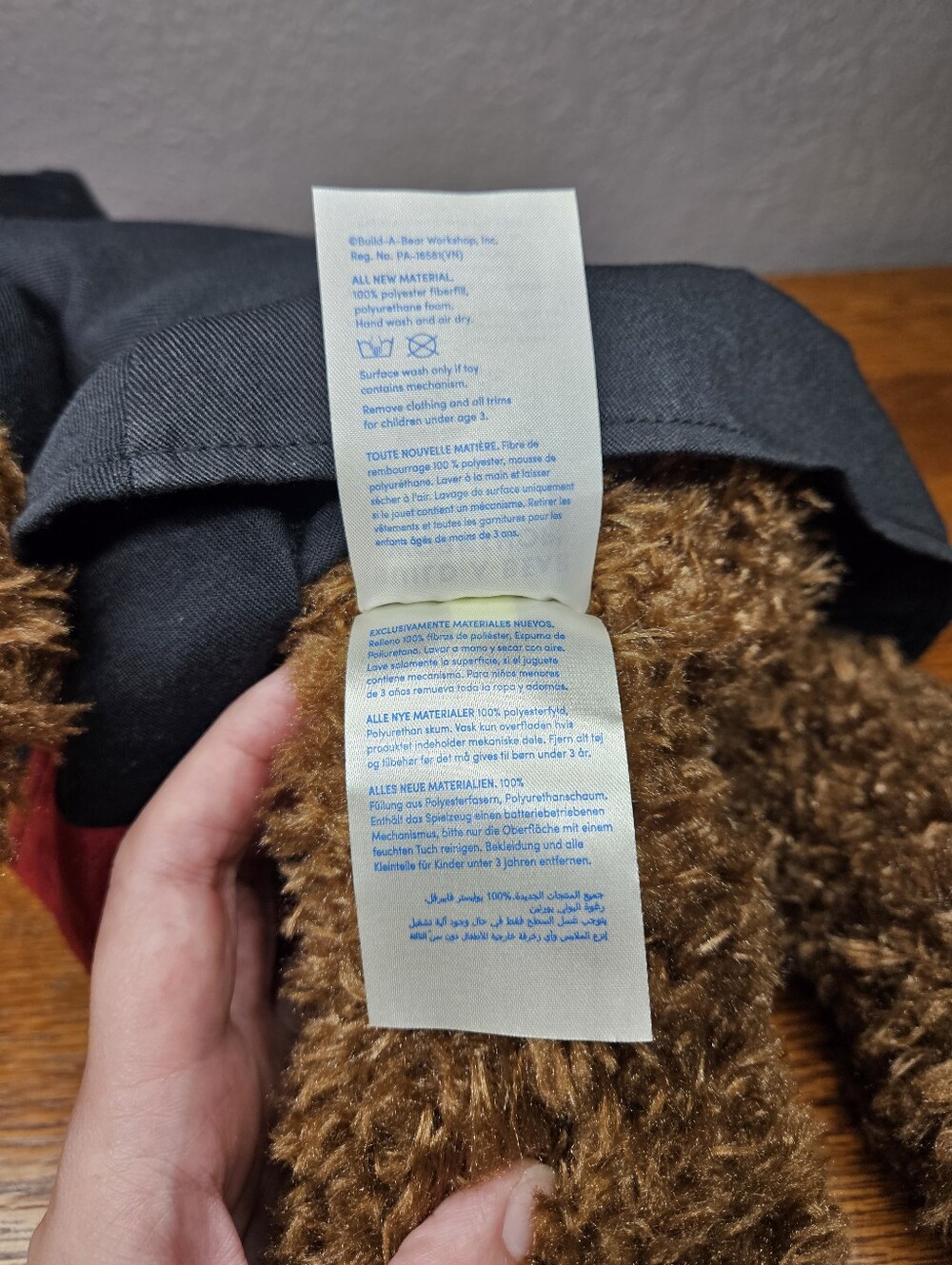Build-A-Bear Harry Potter Gryffindor Bear - Picture 6 of 7